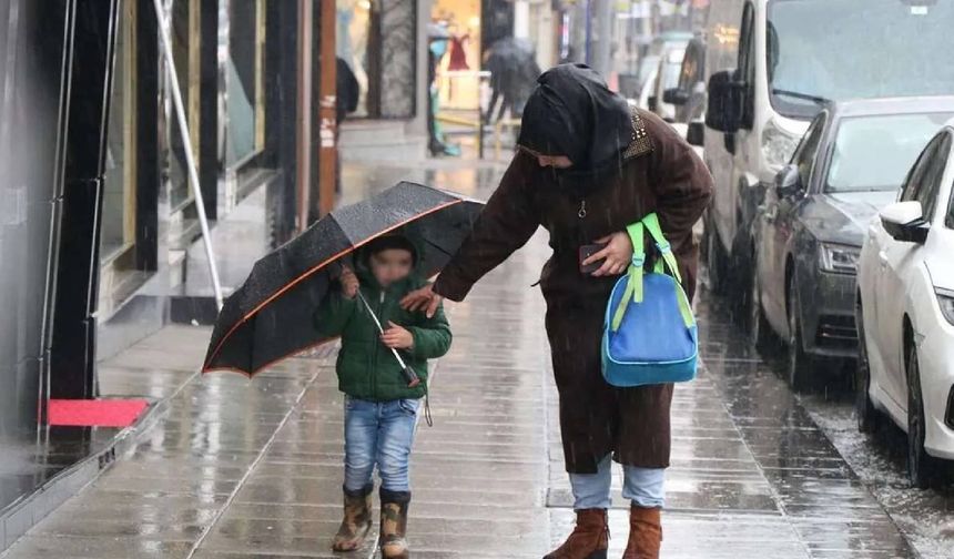 Meteoroloji'den Bitlis Dahil 12 İle Kuvvetli Yağış Uyarısı!