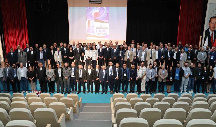 Bitlis Eren Üniversitesi’nde Mide Kanseri Zirvesi: Bilim İnsanları 1. Bölge Toplantısında Buluştu