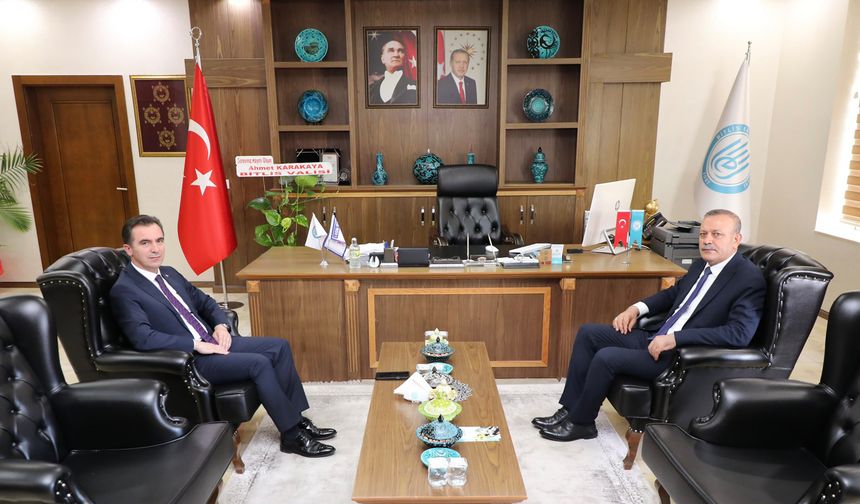 Bitlis Valisi Karakaya’dan Rektör Elmastaş’a Hayırlı Olsun Ziyareti