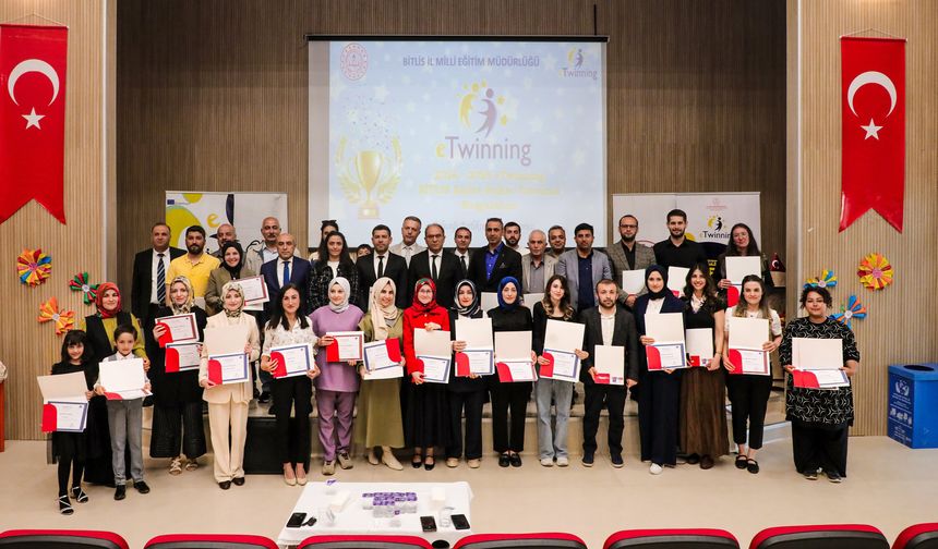 Bitlis’te eTwinning Başarıları Gururla Kutlandı