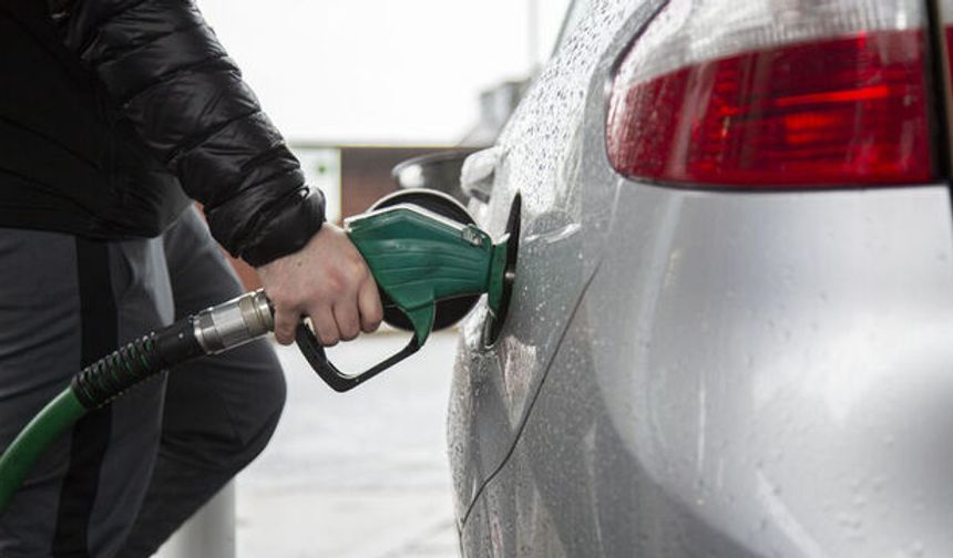 Brent Petrol Yükseldi, Benzine Zam Yolda