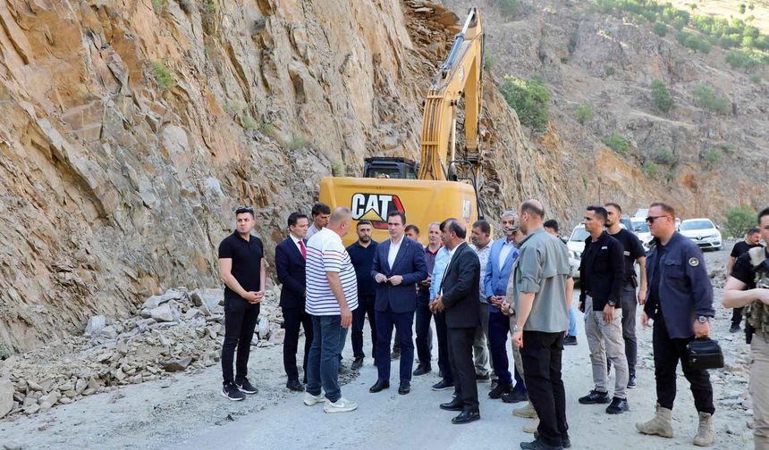 Bitlis Valisi Karakaya, Hizan’daki Yatırımları Yerinde İnceledi