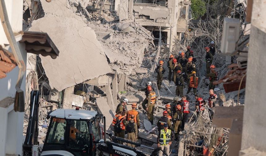 İran’dan İşgal Rejimine Yeni Füze Dalgası