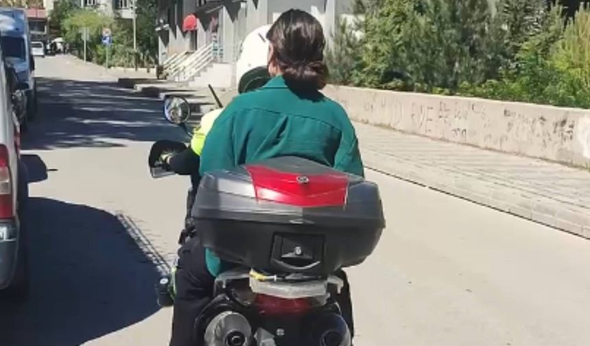 Bitlis’te Sınava Geç Kalan Öğrencilerin İmdadına Polis Ekipleri Yetişti