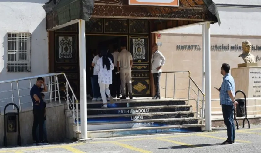 YKS Sessizliği: İnşaatlar Durdu, Pazarlar Kurulmadı