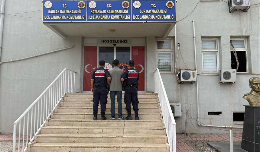 Diyarbakır'da Firari 2 Hükümlü JASAT Operasyonuyla Yakalandı