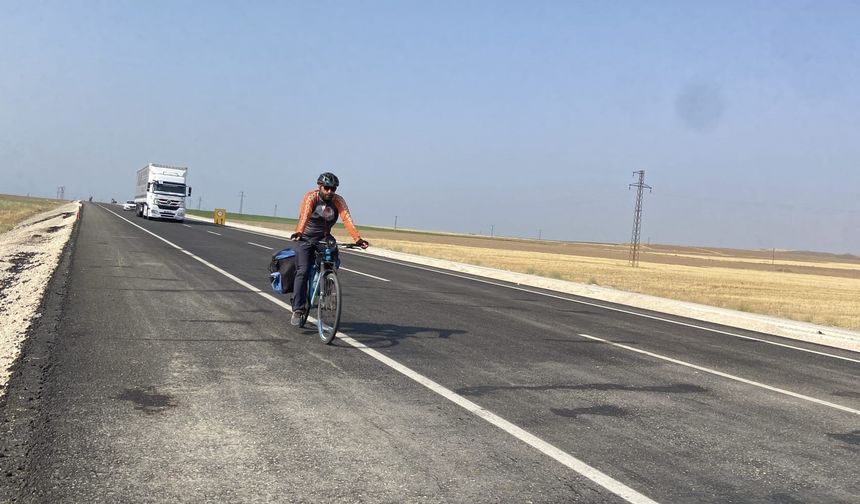 Mersinli Bisikletçiden Van Gölü İçin Duyarlılık Turu
