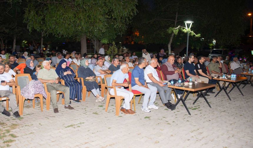 Ahlat’ta 'Şiir Gecesi' Yoğun İlgi Gördü