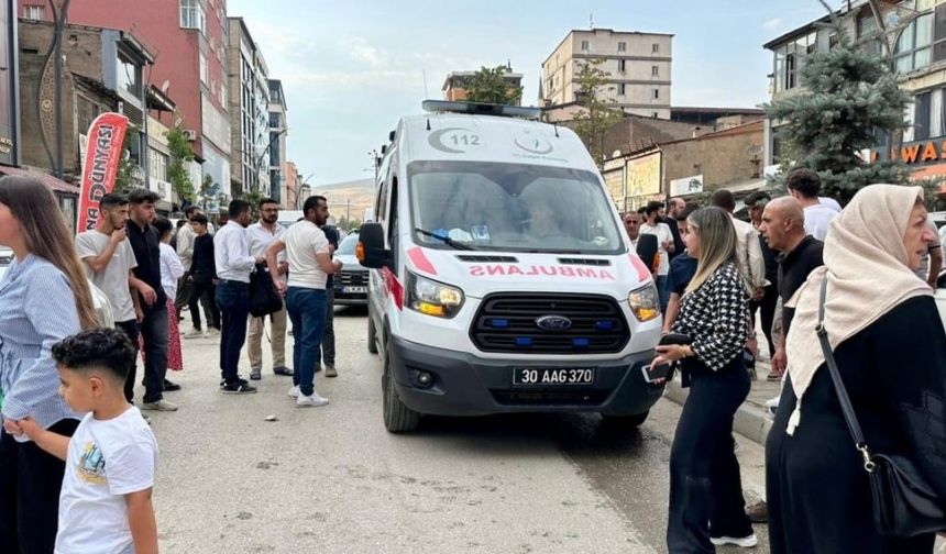 Yoldan Geçen Doktorun Kahramanlığı: 1 Yaşındaki Bebeğin Hayatını Kurtardı