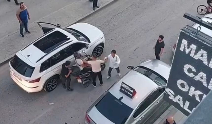 Van’da Yol Verme Kavgası Bıçaklı Gerilime Dönüştü