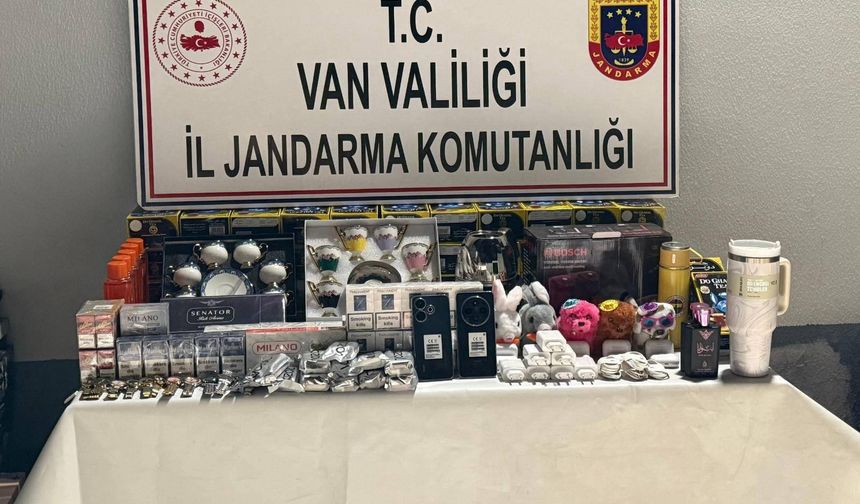 Van’da Gümrük Kaçakçılığı Operasyonu: 43 Kişi Yakalandı