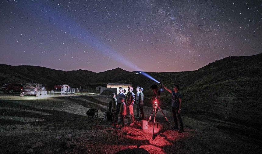 Bitlis Yaylalarında Meteor Yağmuru Nöbeti