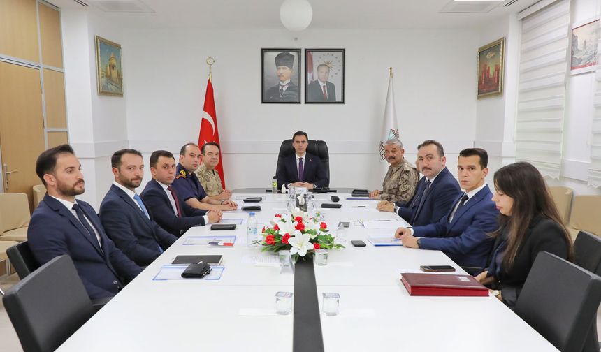 Bitlis’te Güvenlik Zirvesi: Huzur İçin Tüm Konular Masada