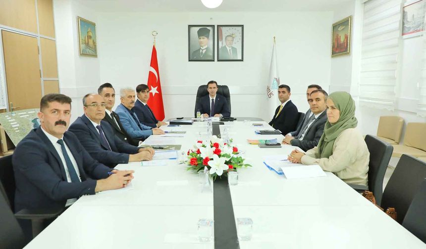 Bitlis’te Jeotermal ve Maden Kaynakları Masaya Yatırıldı