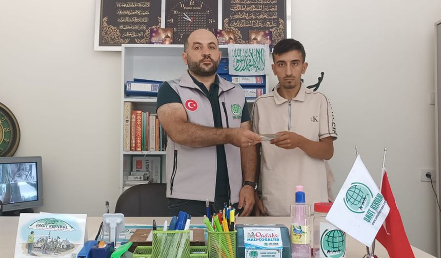 Engelli vatandaş, Filistin için kapı kapı yardım topluyor