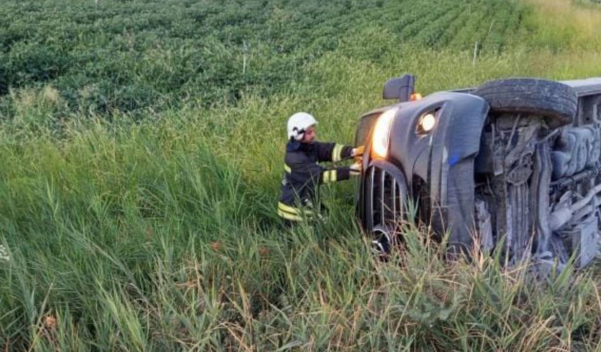 Diyarbakır’da Tur Minibüsü Devrildi: 1’i Bebek 7 Yaralı
