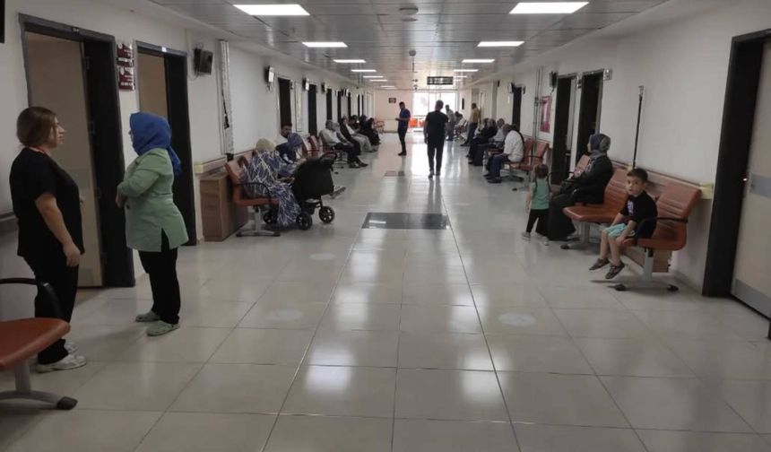 Tatvan Devlet Hastanesi Ek Hizmet Binasında Genel Cerrahi ve Kolaylık Polikliniği Açıldı