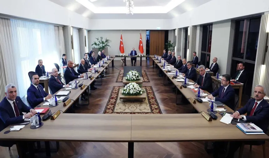 Cumhurbaşkanı Erdoğan başkanlığındaki Kabine Toplantısı Ahlat’ta başladı