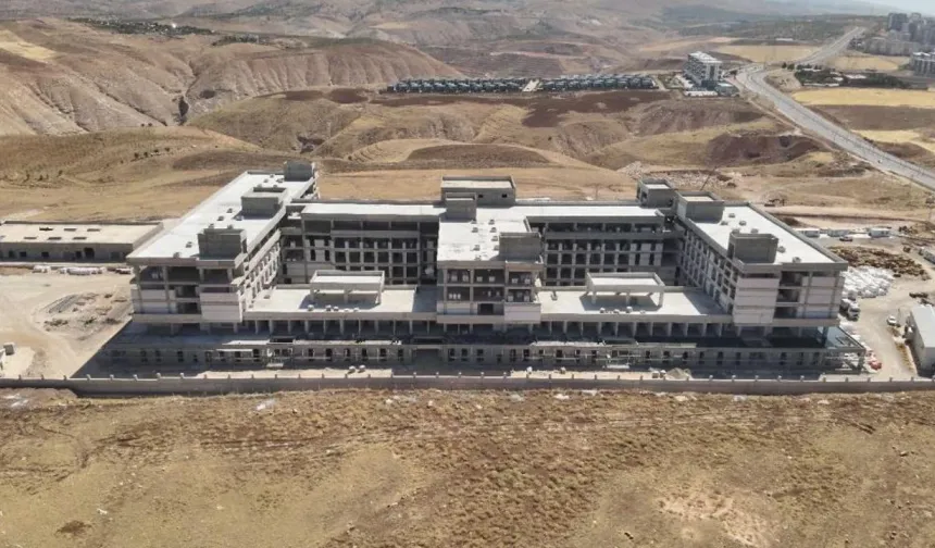 Siirt’te 400 Yataklı Yeni Hastane İnşaatı Hızla İlerliyor