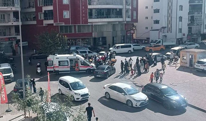 Siirt’te Hastane Önünde Kaza: Motosikletli Yaralandı