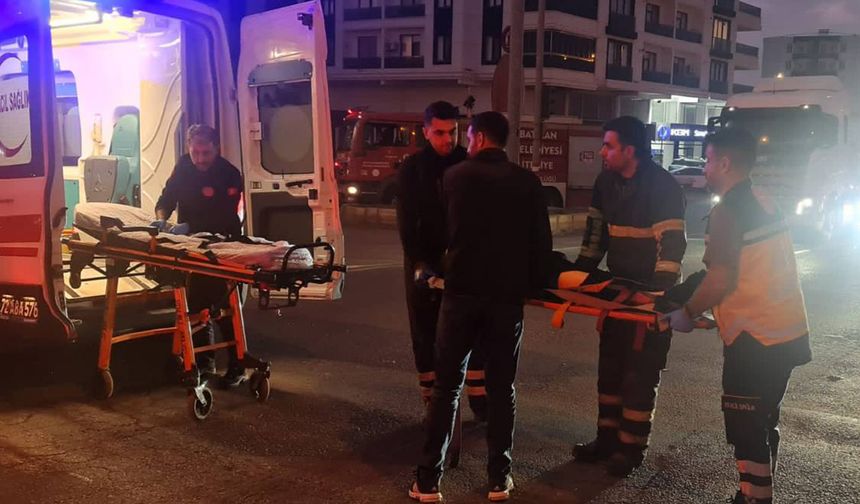 Batman’da Kavşakta İki Otomobil Çarpıştı: 1 Yaralı