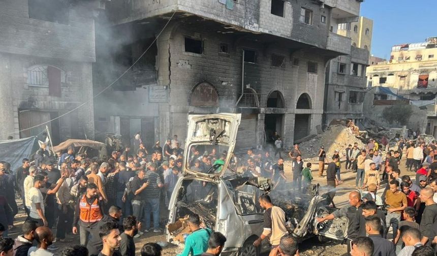 Gazze Şeridi'nde Siyonist Saldırı: 10 Şehit