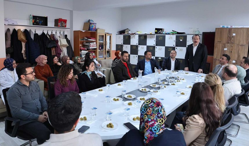Ali Yalçın, Bitlis’te Eğitimcilerle Buluştu