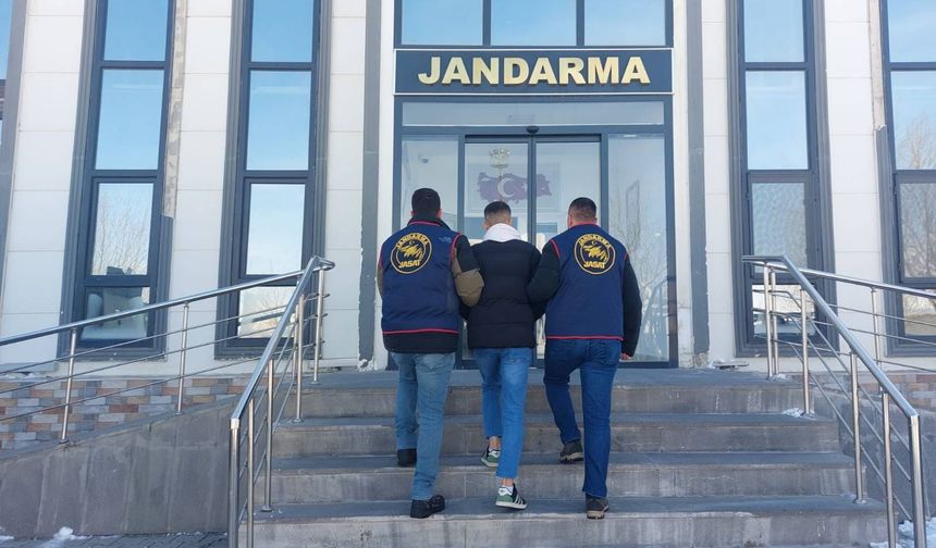 Muş’ta 4 yıl 2 ay hapis cezasıyla aranan şahıs yakalandı