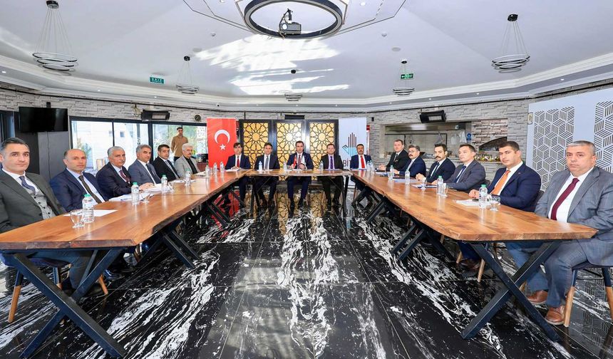 Bitlis’te KÖYDES ve 2025 yatırım planı masaya yatırıldı