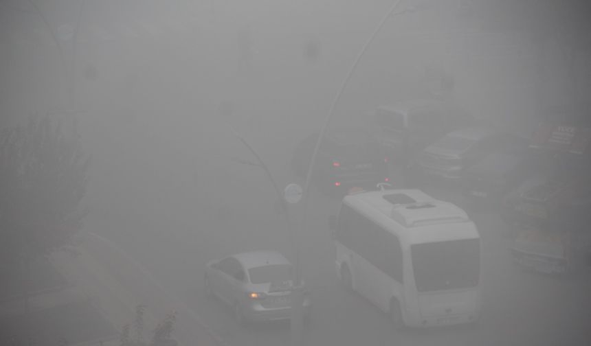 Batman’da yoğun sis etkili oldu: Görüş mesafesi 20 metreye kadar düştü