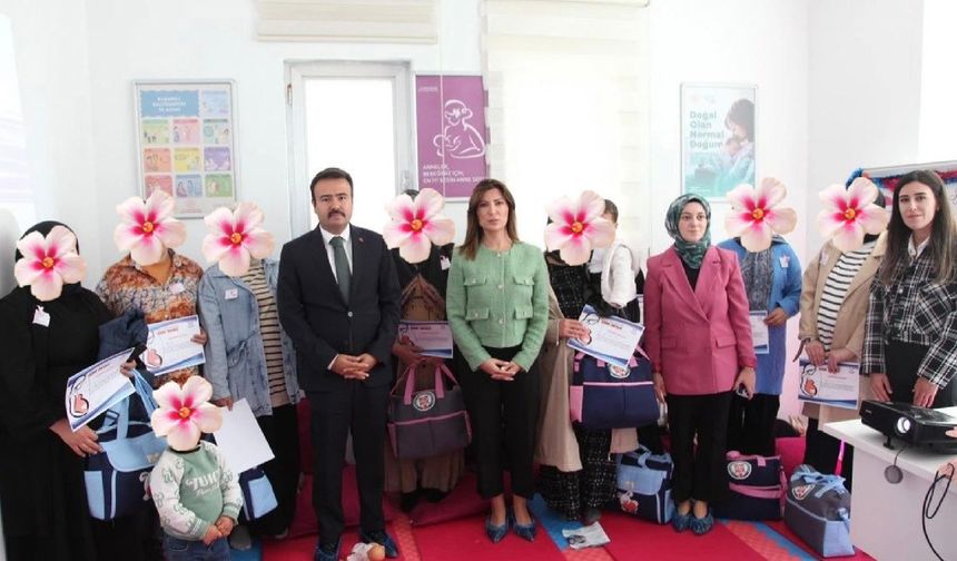 Ahlat’ta ‘Hoş Geldin Bebek’ Projesi