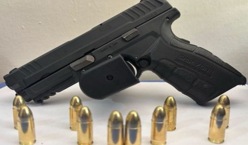 Nizip’te Ruhsatsız Tabanca Ele Geçirildi