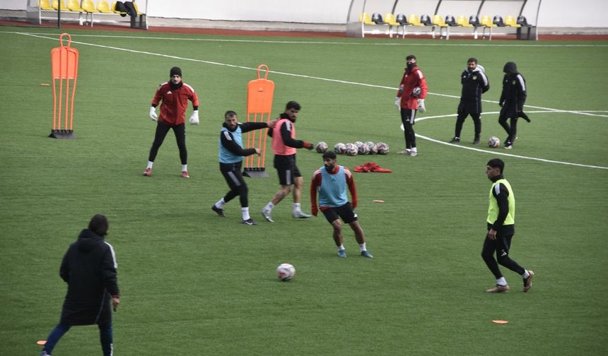 Bitlis Spor 1916 Gol Yemeyen Tek takım Unvanıyla Yoluna Devam Ediyor