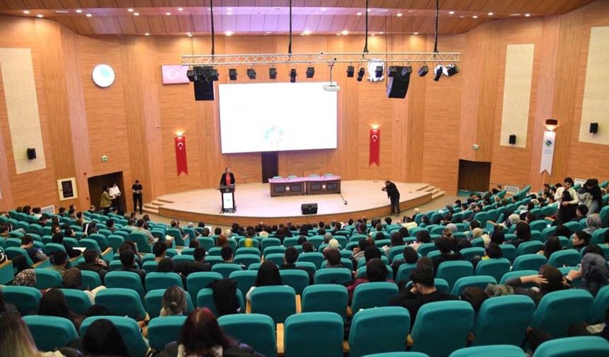 Bitlis Eren Üniversitesi Öğrencileri Çevresel Sürdürülebilirlik Çalıştayı’nda Yer Aldı