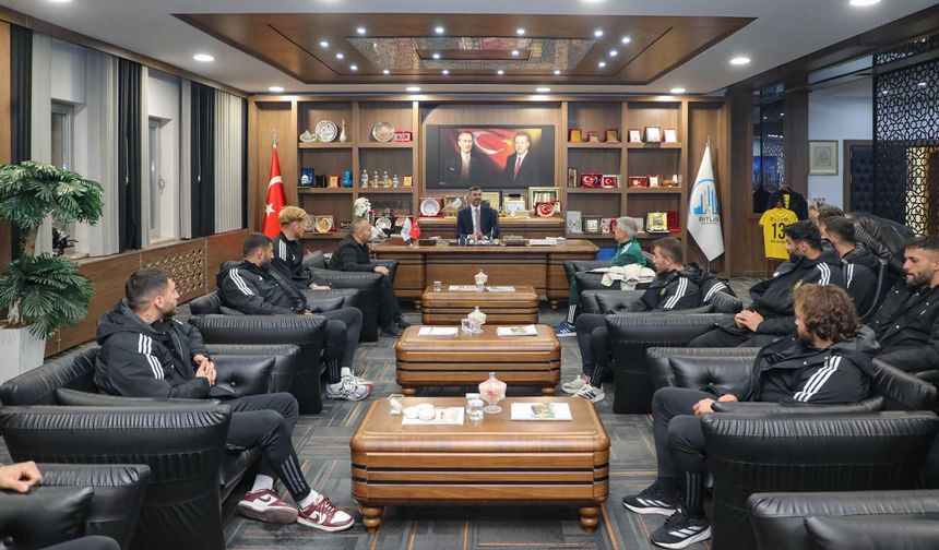 Bitlis Spor, Başkan Tanğlay'ı Ziyaret Etti