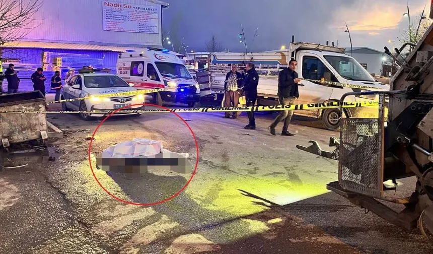 Çöp Kamyonunun Altında Kalan Belediye İşçisi Hayatını Kaybetti