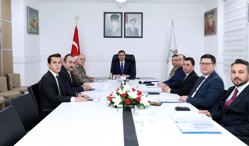 Bitlis’te Asayiş, Güvenlik ve İstihbarat Toplantısı gerçekleştirildi