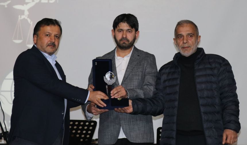 İLKHA’ya MAZLUMDER’den İnsan Hakları Basın Ödülü