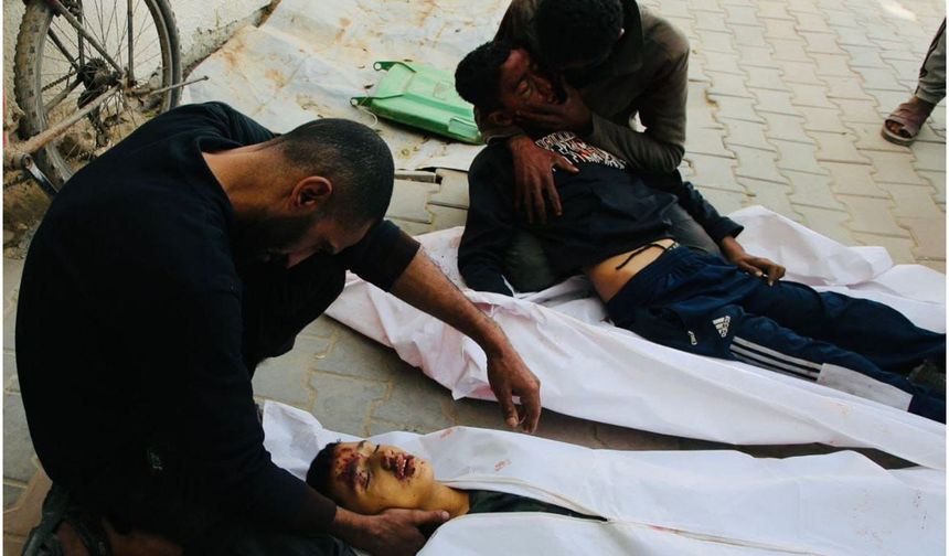 Gazze’de Soykırım Sürüyor: Yakacak Toplayan İki Çocuk Şehid Edildi