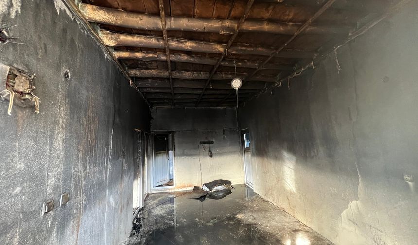 Hakkari’de Ev Yangını Paniğe Neden Oldu