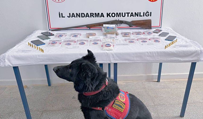 Muş’ta Uyuşturucu ve Silah Operasyonu: 5 Şüpheli Tutuklandı