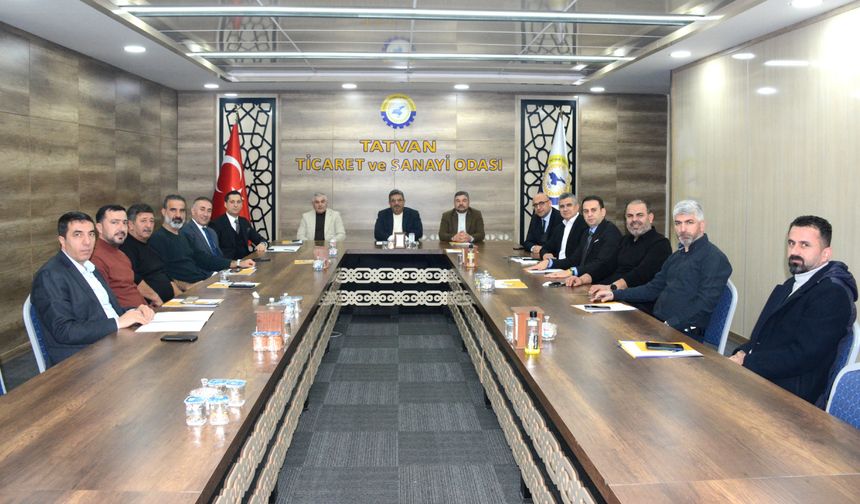 TATSO Başkanı Adabağ, bankaların şube müdürleriyle bir araya geldi