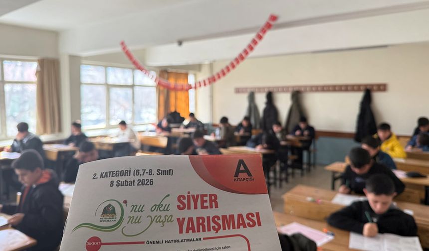 Bitlis'te de binlerce kişinin katıldığı Siyer Yarışması'nda itiraz edilen sorular değerlendirildi