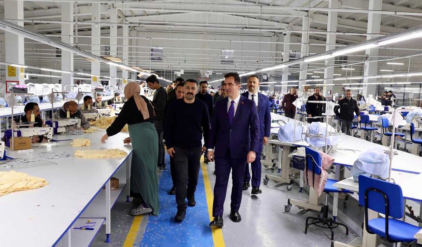 Vali Karakaya, Bitlis OSB’de istihdam sağlayan işletmelere ziyaret etti