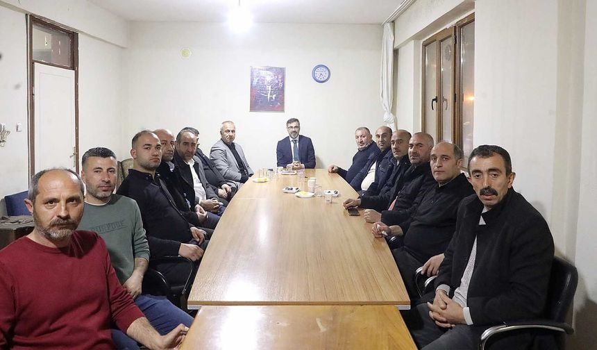 Başkan Tanğlay Muhtarlarla İftar Sofrasında Buluştu