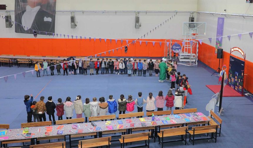 Bitlis’te “Maarifin Kalbinde Ramazan” Şenliği Coşkusu