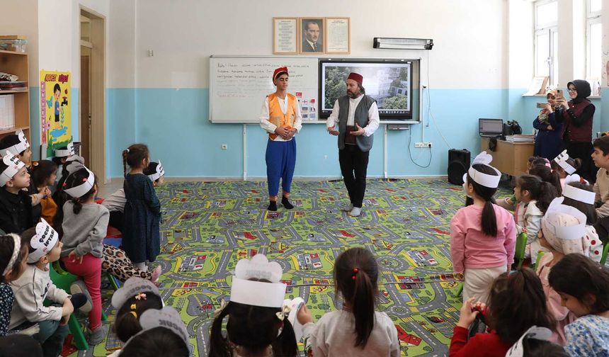 Bitlis’te Ramazan Neşesi Miniklerle Buluştu