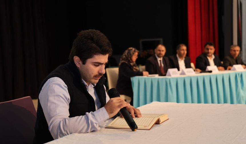 Bitlis Eren Üniversitesi’nde Kur’an-ı Kerim’i Güzel Okuma Yarışması'na Yoğun İlgi
