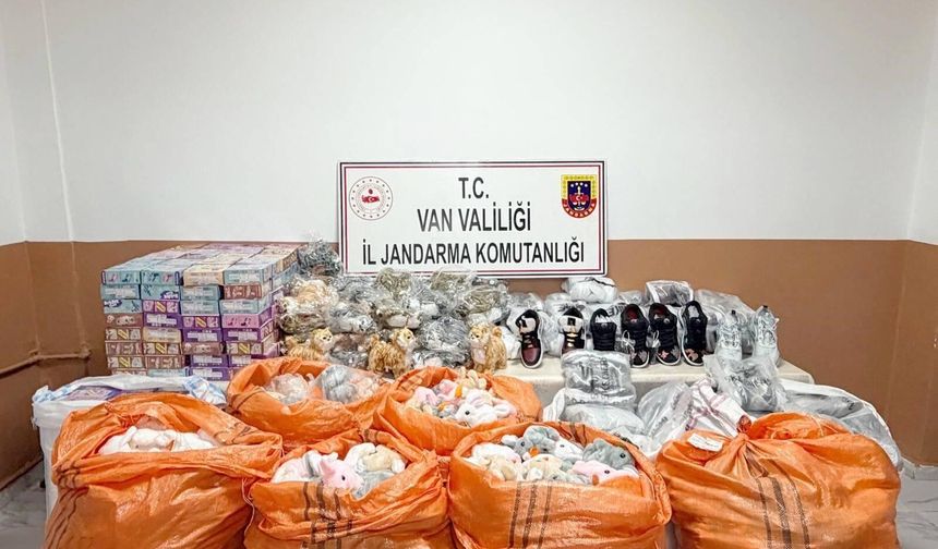 Van’da Kaçakçılığa Darbe: 4,1 Milyonluk Malzeme Ele Geçirildi
