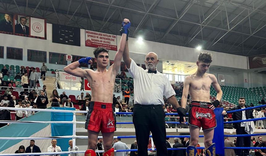 Bitlisli sporculardan Diyarbakır'da üstün başarı